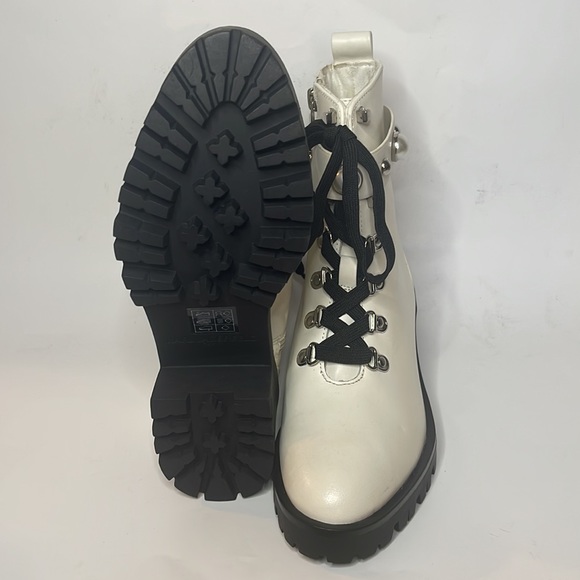 Karl Lagerfeld - PERRY LEATHER EMBELLISHED COMBAT & LACE-UP BOOTS - Picture 4 of 5